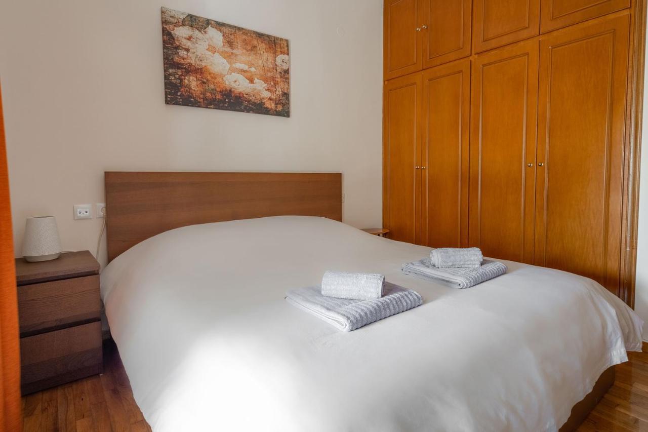 Your Cozy Six Street Apartment Larissa Esterno foto